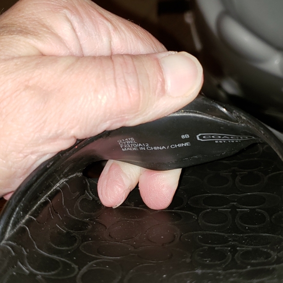 New Coach Cybel Jelly Signature C Embossed Sandal - Picture 14 of 14